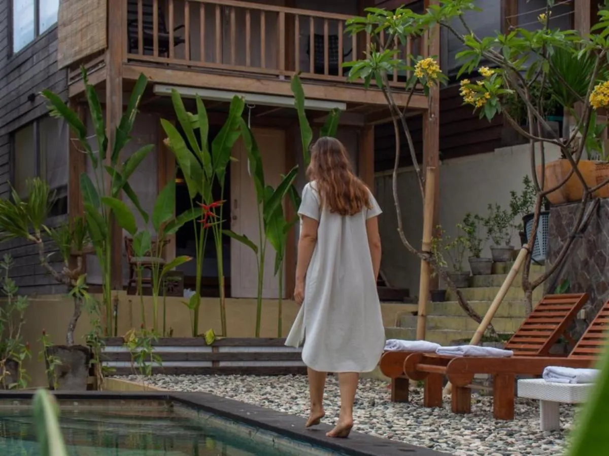 The Tree House Bed & Breakfast Nusa Dua